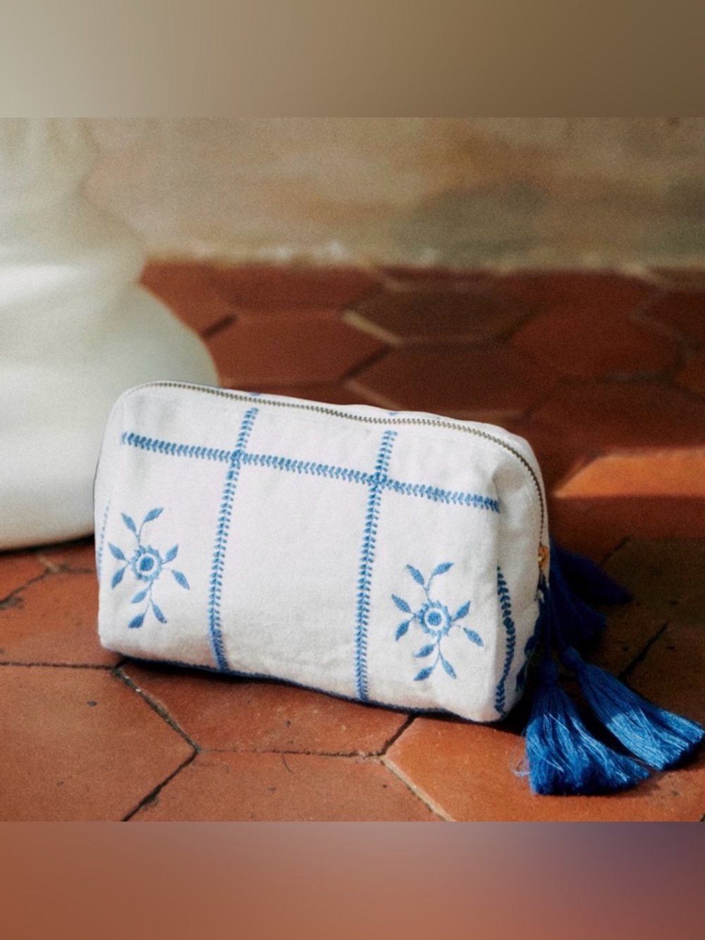 Sezane Make-Up Bag